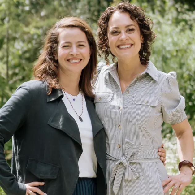 Dr Dahlia Fisher and Leah Izenberg, founders of the Red Oak Centre